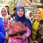 Di HUT ke-48 IWAPI, Gubernur Khofifah Ajak IWAPI Terus Berkontribusi Menguatkan Pemberdayaan Ekonomi  Perempuan Jatim