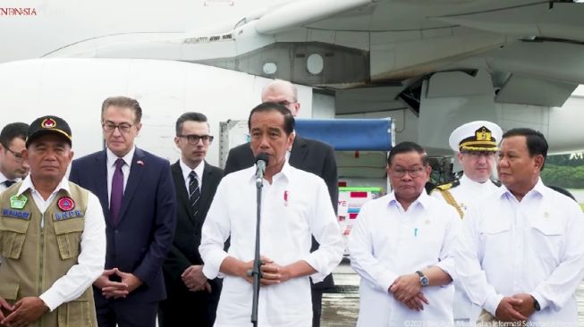 Jokowi dalam sambutannya di Pangkalan Udara TNI AU Halim Perdanakusuma, Jakarta (21/2/2023).