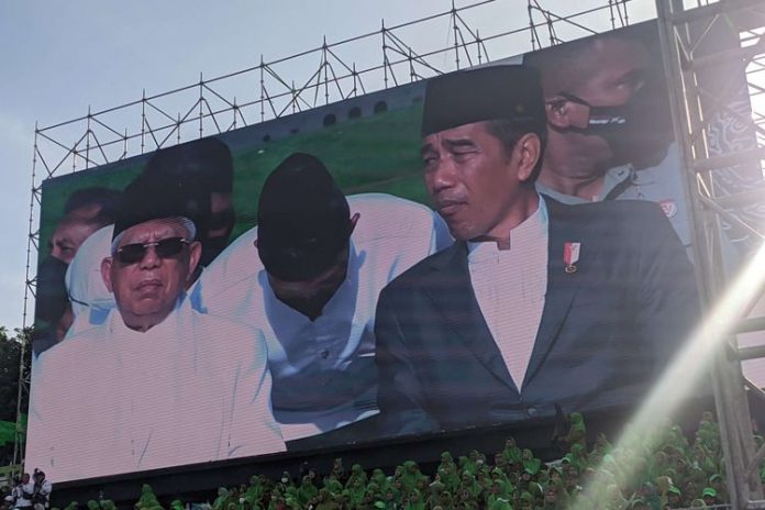 Presiden Jokowi dan Wapres Ma'ruf menghadiri resepsi puncak acara 1 abad Nahdlatul Ulama (NU) di Sidoarjo, Jawa Timur.