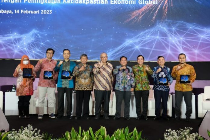 Jatim Talk : Akselerasi Kinerja Ekonomi Jawa Timur di Tengah Peningkatan Ketidakpastian Ekonomi Global