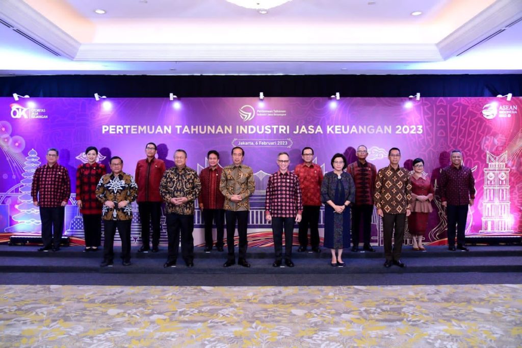 Presiden Joko Widodo menghadiri Pertemuan Tahunan Industri Jasa Keuangan (PTIJK) Tahun 2023 di Hotel Shangri-La, Jakarta (6/2/2023) (Foto: Lukas - Biro Pers Sekretariat Presiden)