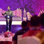 Presiden Joko Widodo dalam sambutannya saat menghadiri Pertemuan Tahunan Industri Jasa Keuangan (PTIJK) Tahun 2023 di Hotel Shangri-La, Jakarta (6/2/2023) (Foto: Lukas – Biro Pers Sekretariat Presiden)