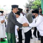 Presiden Jokowi beserta Ibu Iriana Joko Widodo menghadiri resepsi puncak satu abad Nahdlatul Ulama (NU) yang digelar di Gelora Delta Sidoarjo, Kabupaten Sidoarjo, Provinsi Jawa Timur (7/2/2023).