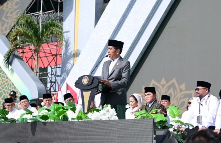 Presiden Jokowi menghadiri resepsi puncak satu abad Nahdlatul Ulama (NU) yang digelar di Gelora Delta Sidoarjo, Kabupaten Sidoarjo, Provinsi Jawa Timur (7/2/2023).