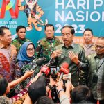 Presiden Joko Widodo saat menghadiri Puncak Peringatan Hari Pers Nasional Tahun 2023 di Gedung Serbaguna Pemerintah Provinsi Sumatra Utara, Kabupaten Deli Serdang (9/2/2023) (Foto: Laily Rachev – Biro Pers Sekretariat Presiden)