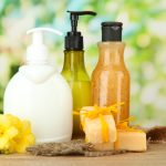 ilustrasi sabun cair dan sabun batang