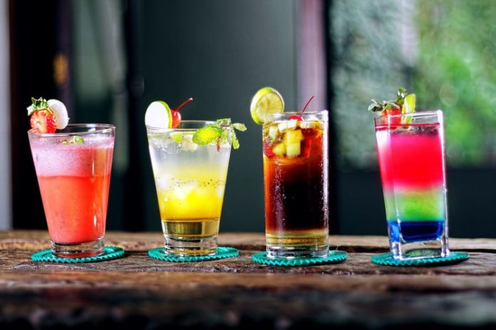 ilustrasi Cocktail dan Mocktail