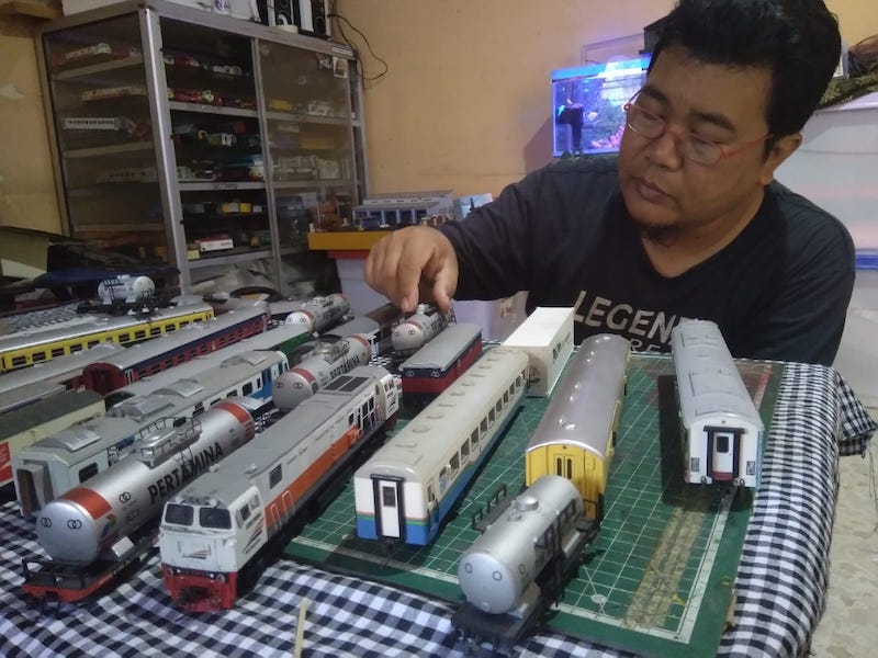 Miniatur Kereta
