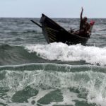 ilustrasi gelombang tinggi