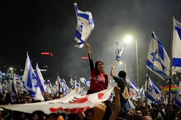 Israel Rusuh Terancam Perang Saudara