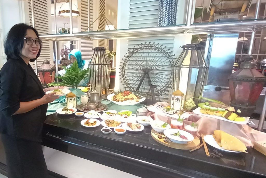 Java Paragon Hotel and Residences