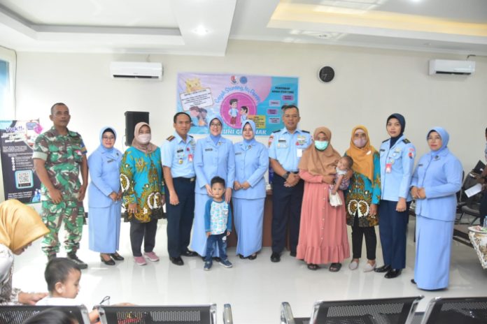 Sukseskan Program Kesehatan Pemerintah, Danlanud Muljono Hadiri Sosialisasi Stunting RSAU Soemitro