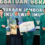 Raih Peringkat Ke-2 Penyusunan Laporan Tahunan, TP PKK Terima Penghargaan Dari Gubernur Jawa Timur