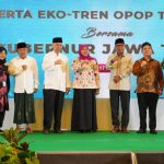Garap Potensi Ekonomi Syariah, Bank Jatim Launching Tabungan Santri