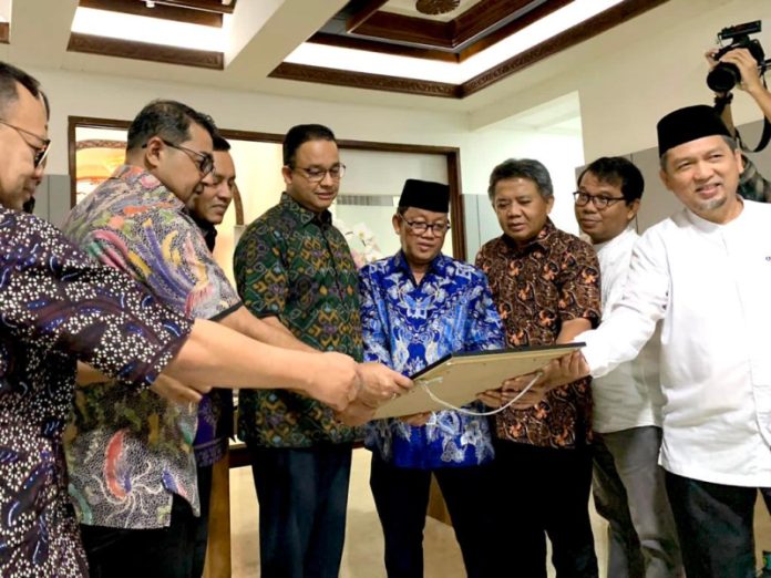 Tiga partai politik pengusung Anies Baswedan sebagai Calon Presiden 2024-2029 akhirnya menandatangani dokumen kesepakatan yang diberi nama Piagam Kerjasama Tiga Partai