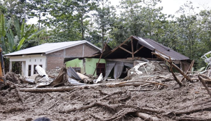Longsor di Pulau Serasan, Kabupaten Natuna, Riau