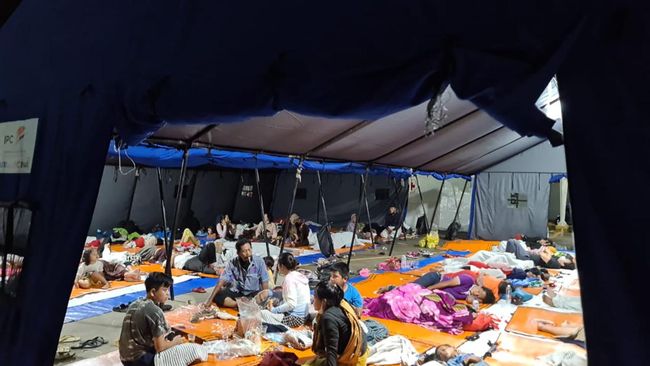 Pengungsi kebakaran Depo Pertamina Plumpang