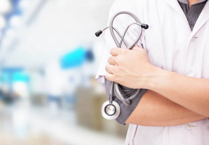 Kemenkes Usulkan Surat Tanda Registrasi Dokter Berlaku Seumur Hidup