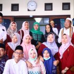 Gubernur Jatim Bagikan Zakat Produktif di Batu Ampar Pamekasan