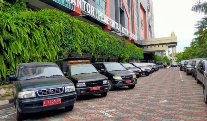 ilustrasi mobil dinas