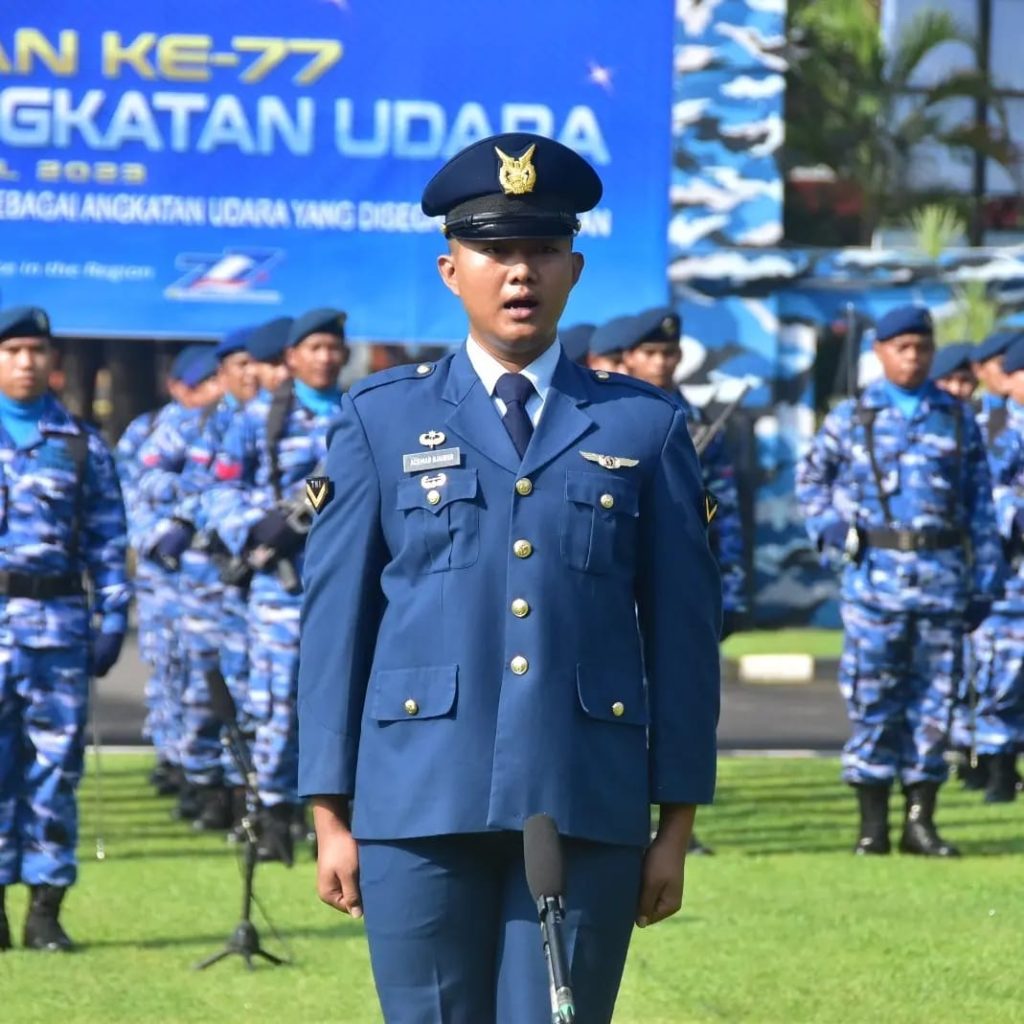 Upacara HUT Ke-77 TNI Angkatan Udara Di Lanud Muljono