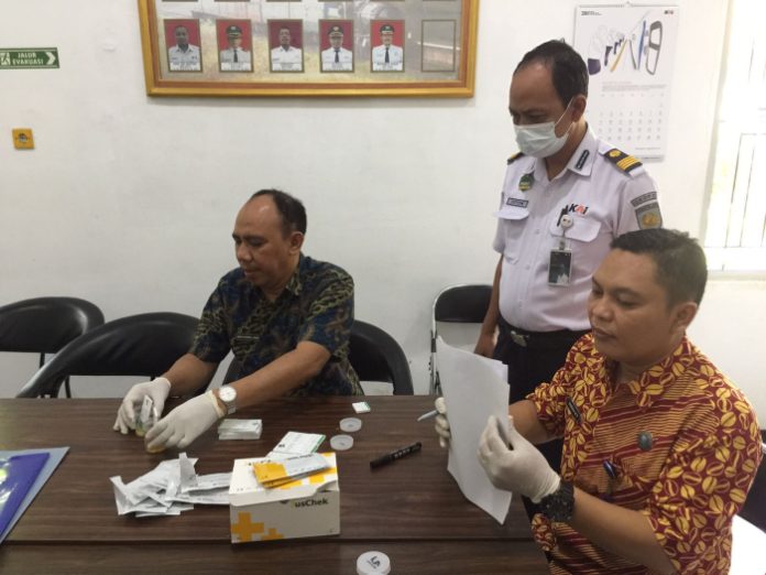 Pastikan Angleb 2023 Lancar, Awak Sarana Perkeretaapian Daop 8 Surabaya Jalani Tes Narkoba