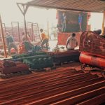 Aktivitas pekerja di Pabrik Mojokerto. Foto : Fio Atmaja