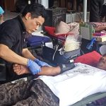 Kegiatan donor darah selama bulan Ramadan yang dilakukan PMI Kota Mojokerto di Betro, Mojokerto. Foto : Fio Atmaja