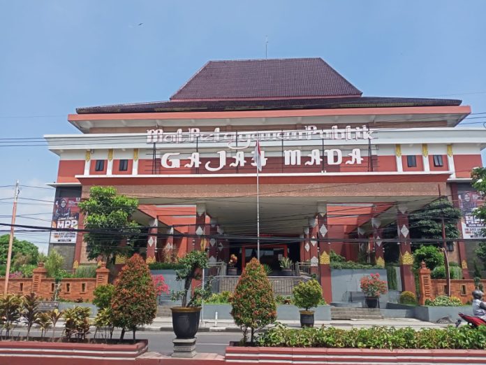 Layanan pengaduan THR yang di buka di MPP Gajah Mada. Foto : Fio Atmaja