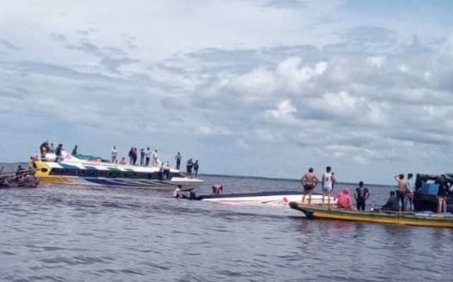 Tragedi Kecelakaan Speedboat Terbalik