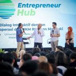 Menteri Koperasi dan Usaha Kecil Menengah (UKM) Teten Masduki saat memberi sambutan pada Enterpreneur Hub