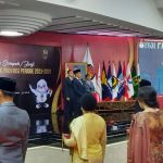 Komisi Pemilihan Umum (KPU) resmi melantik 106 anggota KPU dari 20 provinsi di Indonesia untuk periode 2023-2028.