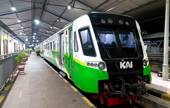 kereta api komuter