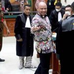 Teddy Minahasa Divonis Seumur Hidup, Mantan Kapolda Sumatera Barat Lolos dari Maut