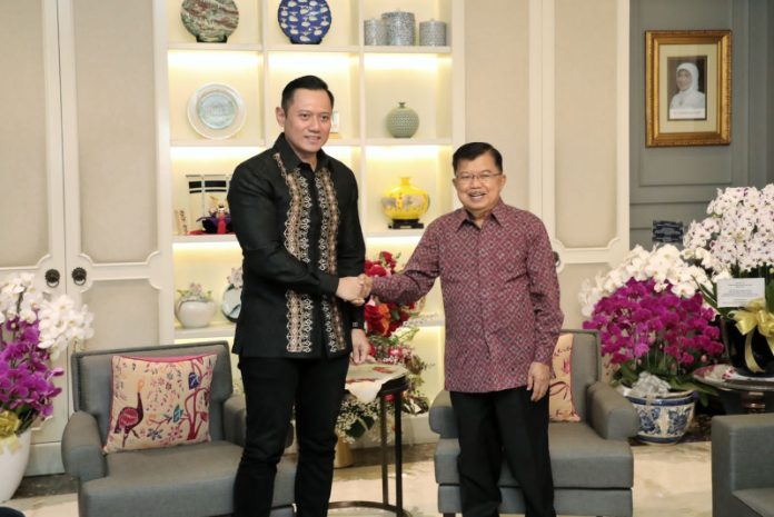 Ketum Umum Partai Demokrat Agus Harimurti Yudhoyono (AHY) silaturahmi ke kediaman Bapak Jusuf Kalla