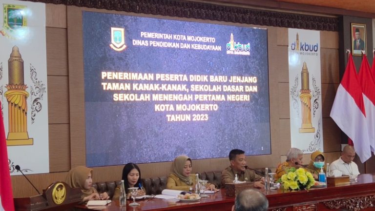 Dikbud Kota Mojokerto, Terkait Merger Pastikan Tidak Ada Pencopotan Kasek
