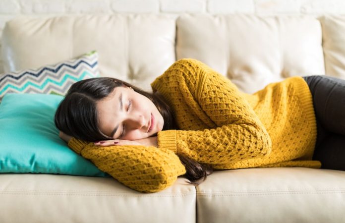 ilustrasi tidur siang