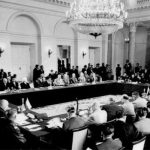 Pakta Warsawa Resmi Ditandatangani Delapan Negara.