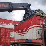 ilustrasi truk logistik