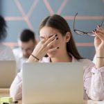 ilustrasi mata lelah