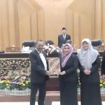 Penyerahan Rancangan Peraturan Daerah tentang Pertanggungjawaban Pelaksanaan APBD Tahun Anggaran 2023