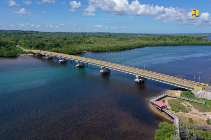 Ilustrasi pembangunan infrastruktur di kawasan perbatasan maupun di pulau-pulau terdepan atau terluar Nusantara.