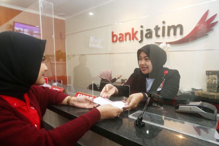 Bentuk Trust Management ke Kinerja Perusahaan, Sejumlah Direksi Bank Jatim Borong Saham BJTM