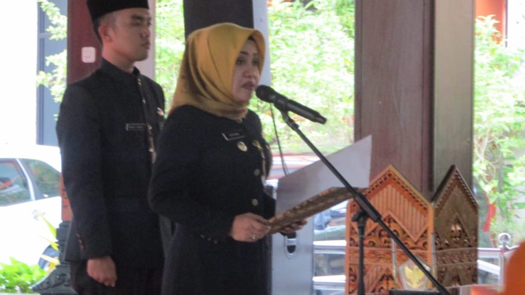 Bupati Mojokerto, Ikfina Fahmawati