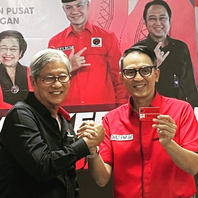 Presenter Charles Bonar Sirait Resmi Anggota PDI Perjuangan dan Dukung Ganjar Presiden