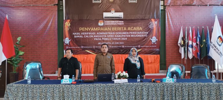 Umumkan Hasil Vermin, KPU Mojokerto Hanya Tetapkan 43 Yang Memenuhi Syarat