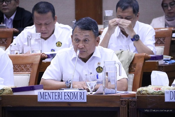 DPR Mencecar Menteri ESDM Terkait Lifting