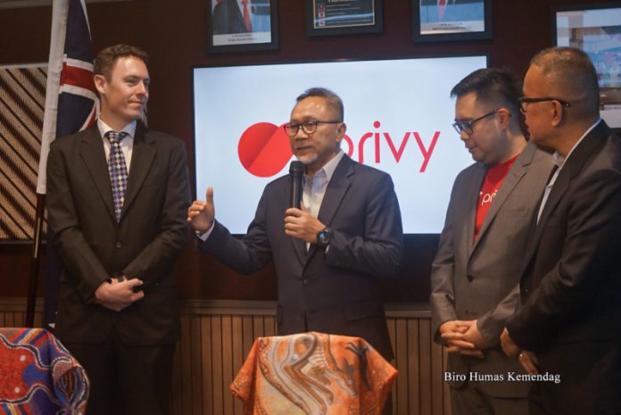 Menteri Perdagangan (Mendag) Zulkifli Hasan meresmikan kantor cabang layanan platform tanda tangan digital asal Indonesia di Sidney, Australia (3/7/2023)