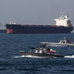 Amerika-Iran Bentrok di Selat Hormuz, Kapal Tanker Ditembak.