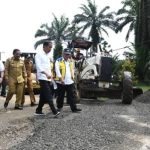 Presiden Jokowi Tinjau Perbaikan Infrastruktur Jalan di Provinsi Bengkulu